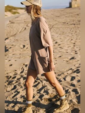 157. NWOT Free people hot shot tee romper